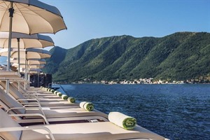 Heritage Grand Perast 4