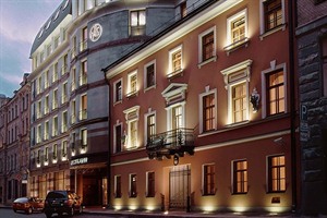 Hotel Ambassador - facade
