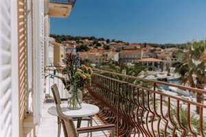 Balcony view at Hotel Apoksiomen