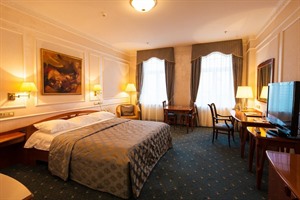 Double Bedroom at Hotel Europe