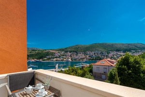 Hotel Lapad- Classic sea-side balcony room view