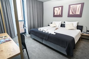 Bedroom at Hotel Lyra