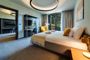 Deluxe Suite at Hotel Lyra