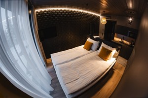 Panorama room