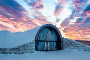 Sunset over Icehotel 365 © Asaf Kliger, ICEHOTEL