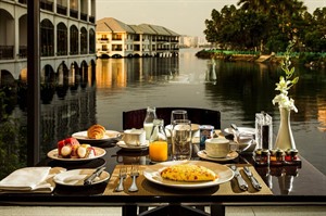 InterContinental Hanoi, Westlake - Breakfast at Cafe du Lac