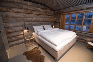 Cosy bedroom at Javri Lodge