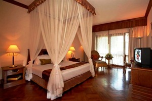 Kandawgyi Palace Hotel - Deluxe room