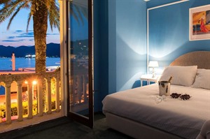 Sea-view superior room with french balcony at Korcula Heritage Hotel