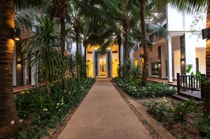 Lotus Blanc Resort