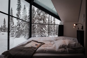 Glass Igloo interior - Magical Pond