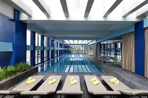 Makati Diamond Residences, Indoor Pool