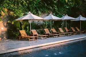 Maremegmeg Beach Club