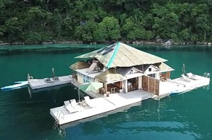 Paolyn Houseboats Coron Island