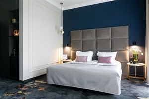 Queen Boutique Hotel 4