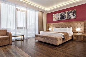 Ramada by Wyndham Shymkent, Guest Room