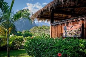 Riverside Boutique Resort