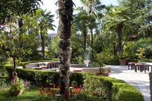 Rogner Hotel Tirana - garden
