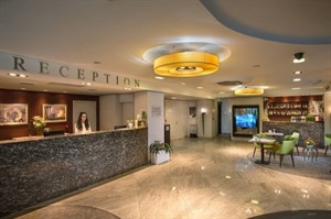 Rosslyn Thracia Hotel - reception