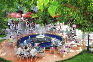 Hotel Saigon Morin, Le Rendez – vous Restaurant