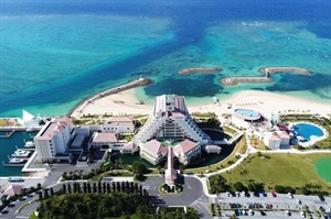 Sheraton Okinawa Sunmarina Resort