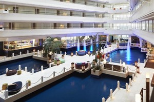 Sheraton Okinawa Sunmarina Resort