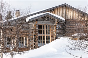 Skabma Log Cabin