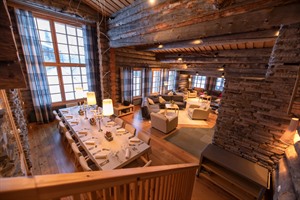 Dining at Skabma Log Cabin