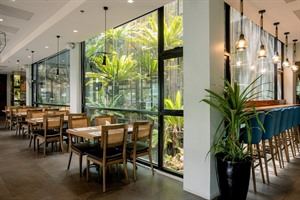 The Henry Hotel Roost Bacolod