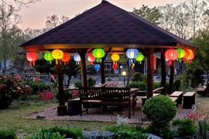 The Lotus Lantern International Meditation Center (Temple Stay)