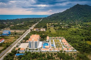 Vakara Hotel