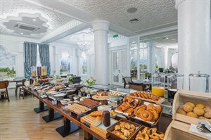 Zarafshon Parkside Hotel 3