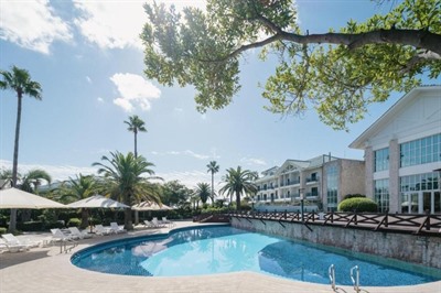 Bloom Hotel