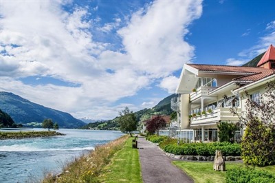 Loenfjord Hotel