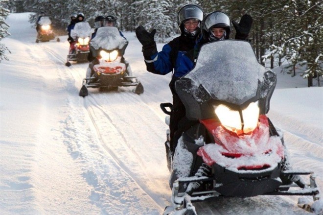 Snowmobiles - Lapland