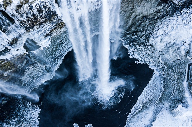 Seljalandsfoss waterfall - Iceland