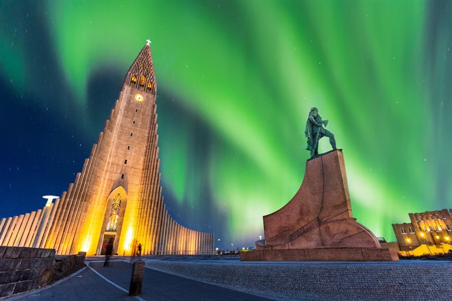 Hallgrimskirkja church and Northern Lights in Reykjavik - Iceland