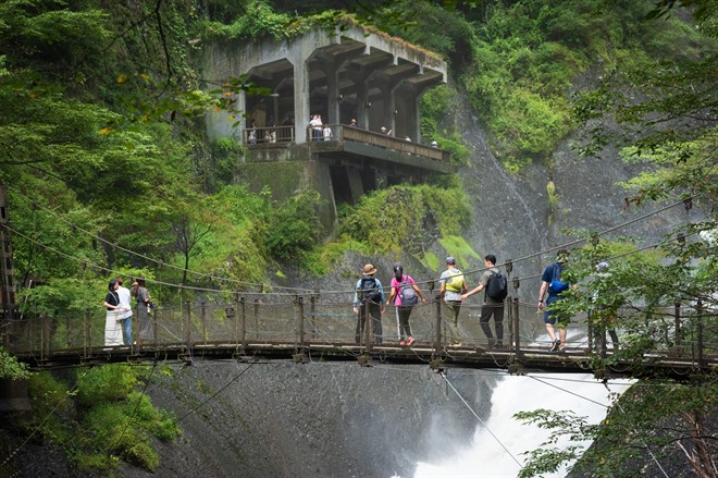 Fukuroda Falls