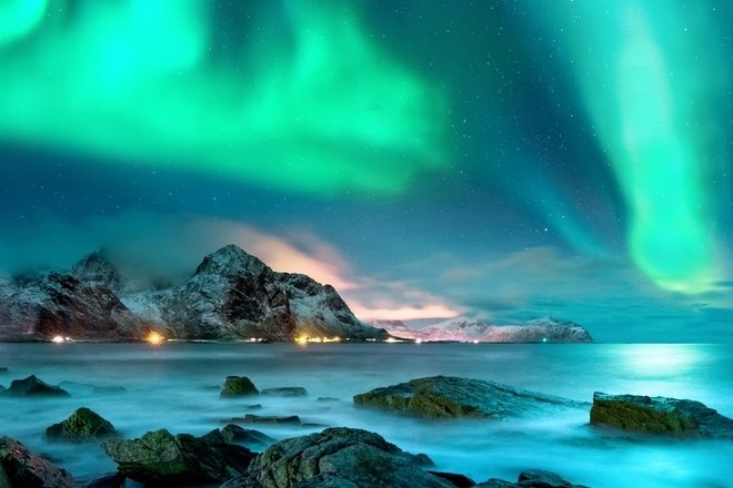 Auroras above Lofoten