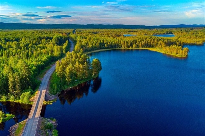 ENJOY THE SWEDISH WILDERNESS