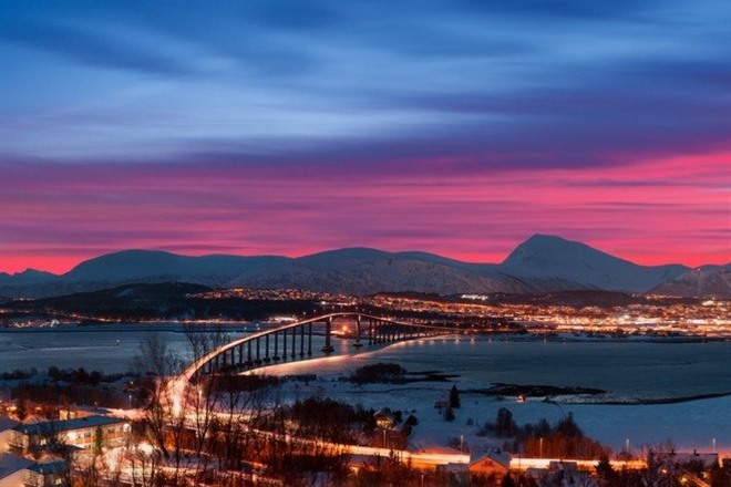 FLY TO TROMSØ