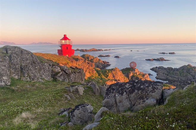 FLY TO HARSTAD