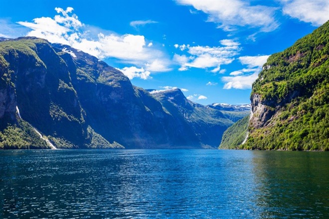 GEIRANGERFJORD BY BOAT