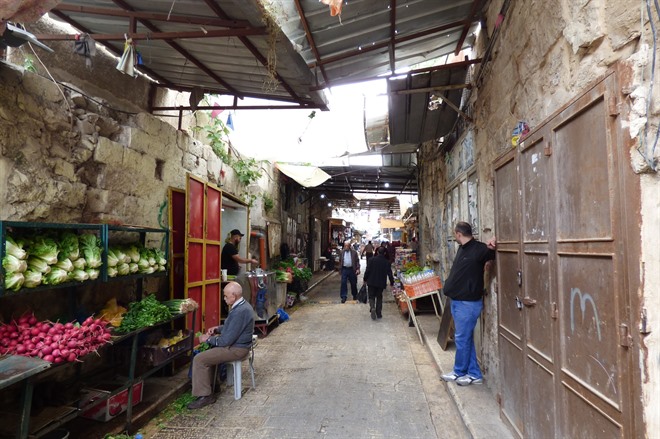 Quiet market street, Nablus