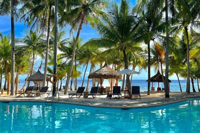 Coco Grove Beach Resort