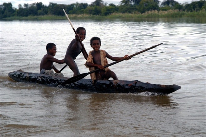 LAKE MURRAY TO KARAWARI (EAST SEPIK PROVINCE)