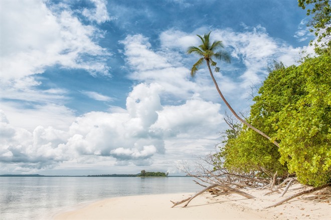 KAVIENG, LISSENUNG ISLAND