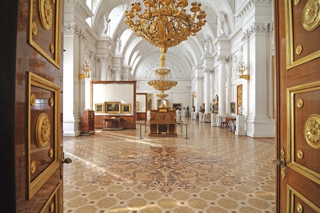 Hermitage Museum - interior room 