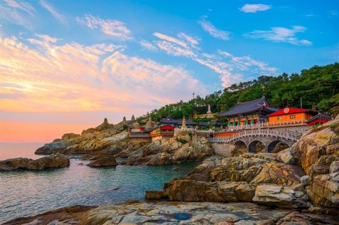 Haedong Yonggungsa Temple