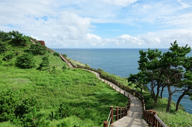 Songaksan Coastal Trail